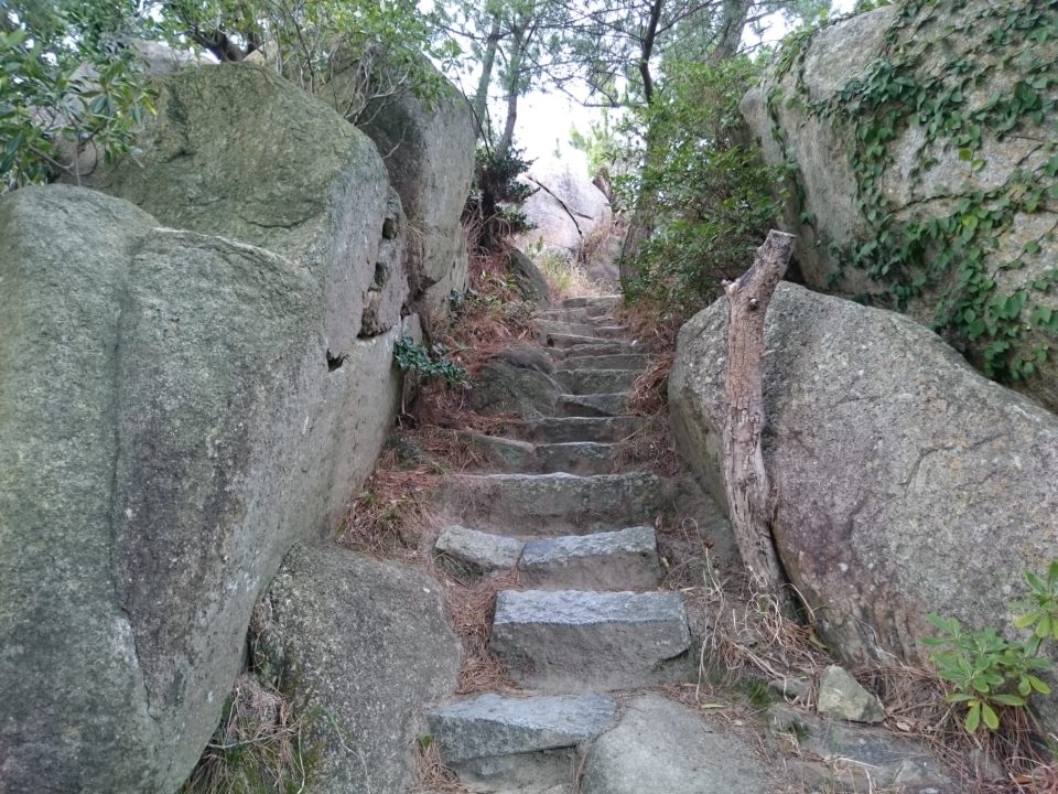 箱島神社　階段
