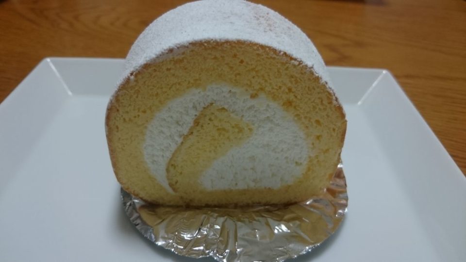 シモン野方店　ロールケーキ